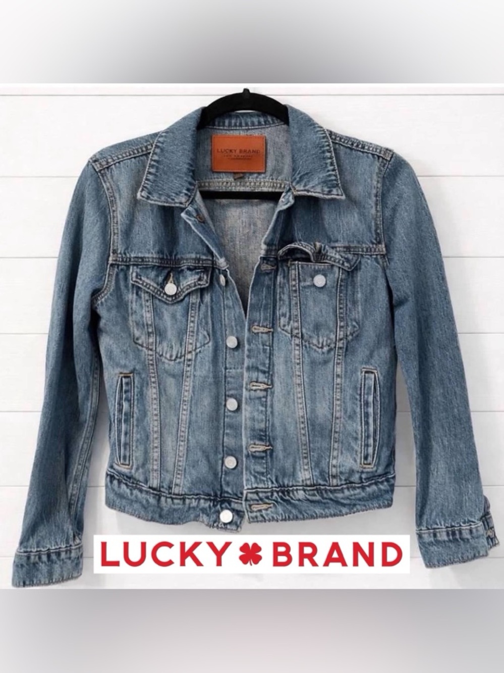 🦋💙 Lucky Brand Classic Denim Jean Jacket Medium Wash Women’s Size Small - Picture 1 of 4
